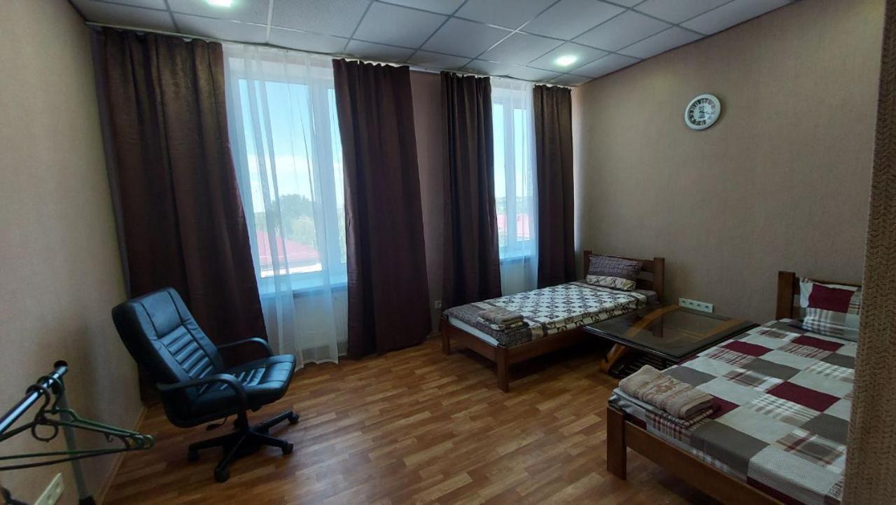 Отель Меридиан Zolotonosha Exterior photo